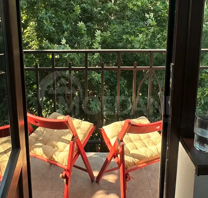 Сдам 2-комн. квартиру на сутки в Тбилиси  65м² 5/5 эт. Тбилиси - изображение 7