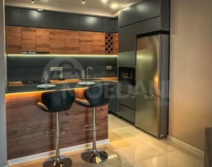 Сдам 2-комн. квартиру на сутки в Тбилиси  60м² 5/22 эт. Тбилиси - изображение 3