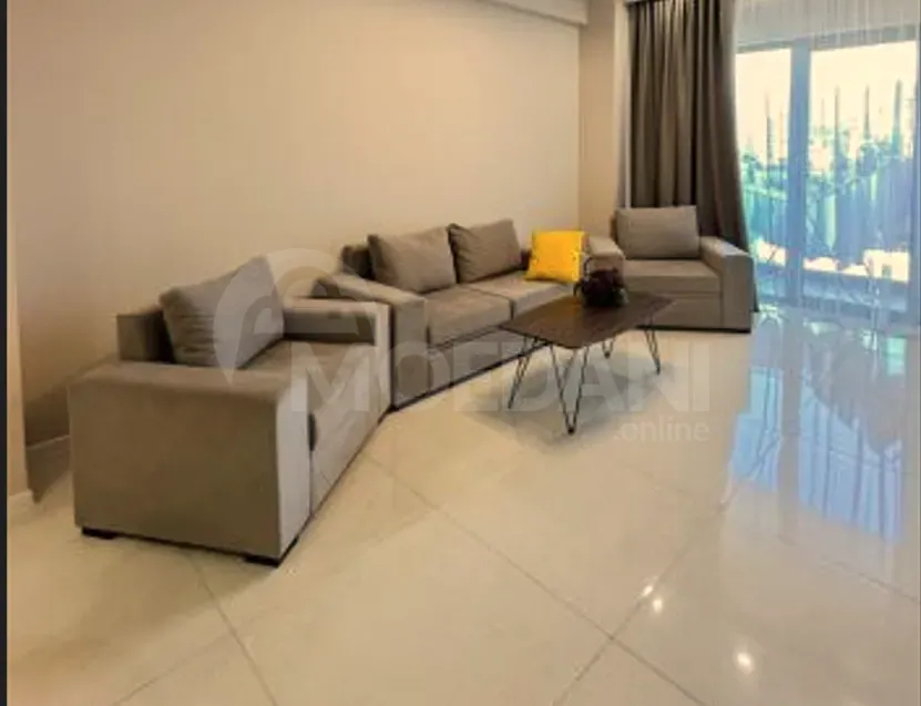 Сдам 2-комн. квартиру на сутки в Тбилиси  60м² 5/22 эт. Тбилиси - изображение 1