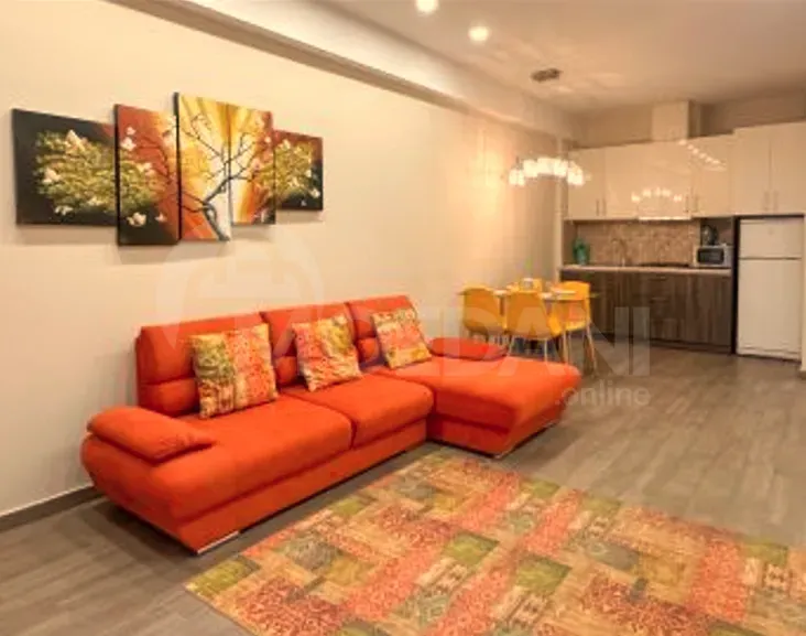 Сдам 2-комн. квартиру на сутки в Тбилиси  55м² 10/14 эт. Тбилиси - изображение 1