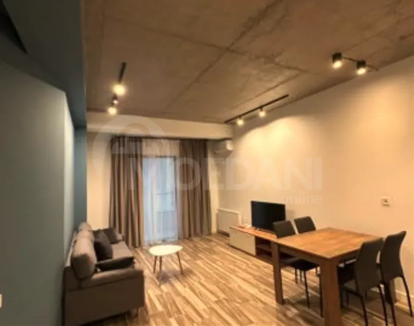 Сдам 2-комн. квартиру на сутки в Тбилиси  65м² 9/15 эт. Тбилиси - изображение 1