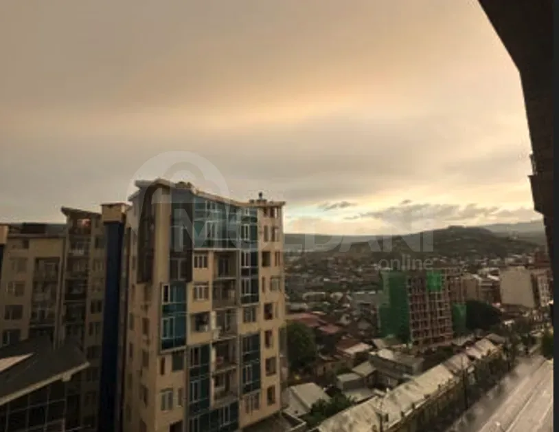 Сдам 2-комн. квартиру на сутки в Тбилиси  65м² 9/15 эт. Тбилиси - изображение 7