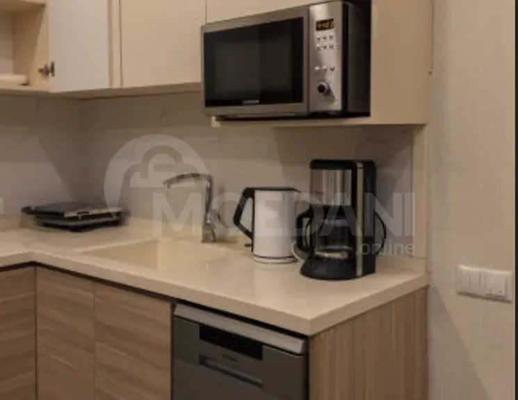 Сдам 2-комн. квартиру на сутки в Тбилиси  65м² 4/7 эт. Тбилиси - изображение 3