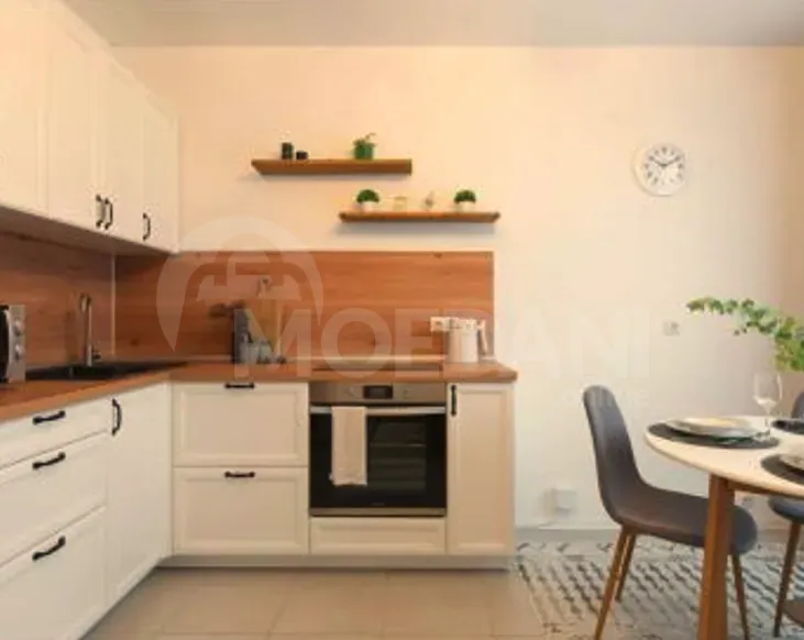 Сдам 2-комн. квартиру на сутки в Тбилиси  65м² 6/23 эт. Тбилиси - изображение 4