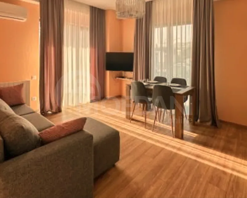 Сдам 2-комн. квартиру на сутки в Тбилиси  75м² 6/22 эт. Тбилиси - изображение 1