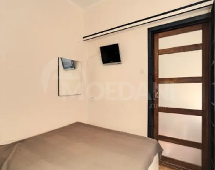 Сдам 2-комн. квартиру на сутки в Тбилиси  60м² 10/15 эт. Тбилиси - изображение 7