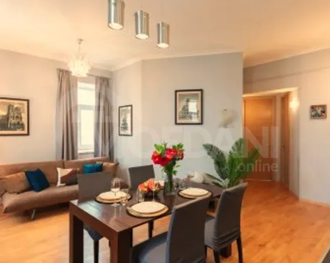 Сдам 2-комн. квартиру на сутки в Тбилиси  89м² 4/19 эт. Тбилиси - изображение 4