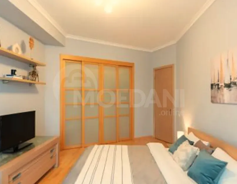 Сдам 2-комн. квартиру на сутки в Тбилиси  89м² 4/19 эт. Тбилиси - изображение 9