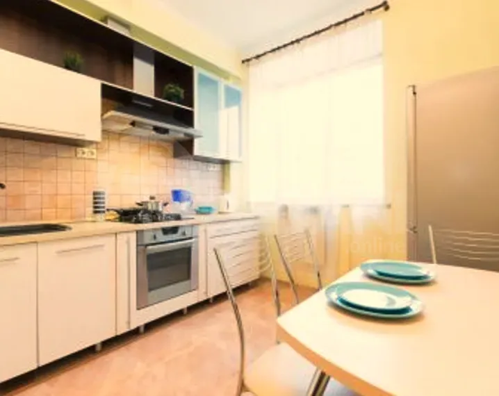 Сдам 2-комн. квартиру на сутки в Тбилиси  65м² 7/12 эт. Тбилиси - изображение 1