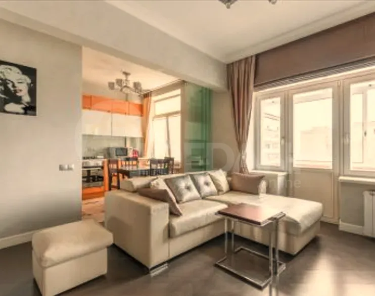 ქირავდება 2 ოთახიანი ბინა დღიურად თბილისში  55მ² 7/19 სართ თბილისი - photo 1