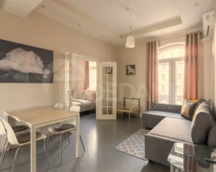 Сдам 2-комн. квартиру на сутки в Тбилиси  65м² 6/22 эт. Тбилиси - изображение 3