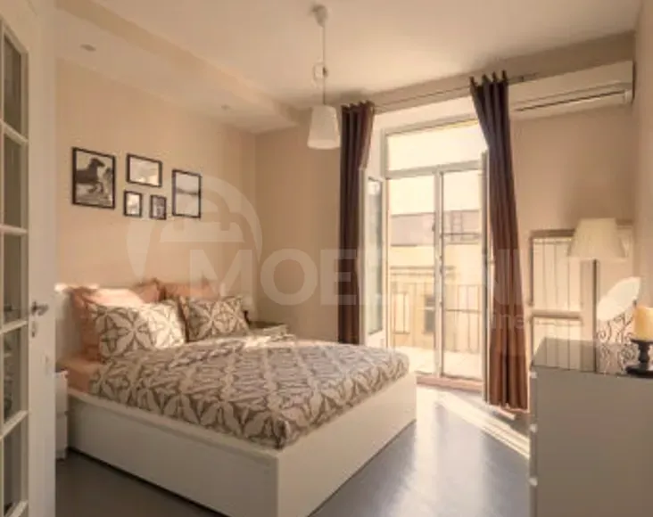 Сдам 2-комн. квартиру на сутки в Тбилиси  65м² 6/22 эт. Тбилиси - изображение 1