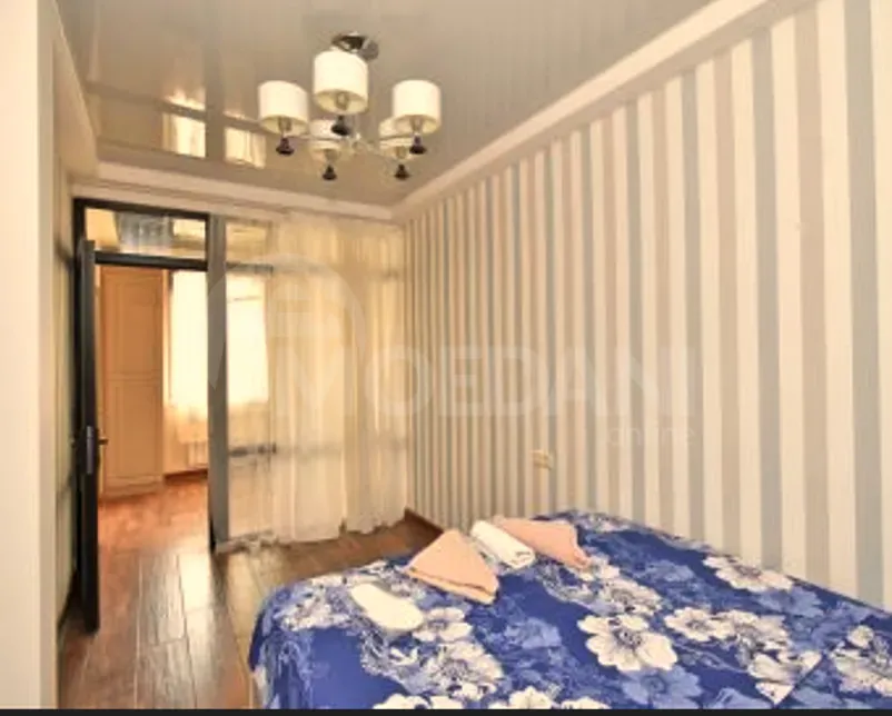 ქირავდება 2 ოთახიანი ბინა დღიურად თბილისში  67მ² 5/22 სართ თბილისი - photo 7