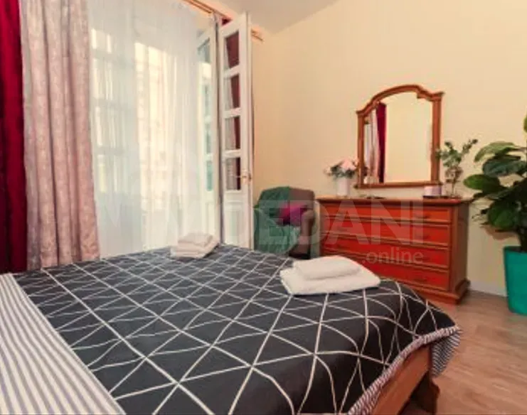 ქირავდება 2 ოთახიანი ბინა დღიურად თბილისში  60მ² 3/5 სართ თბილისი - photo 8