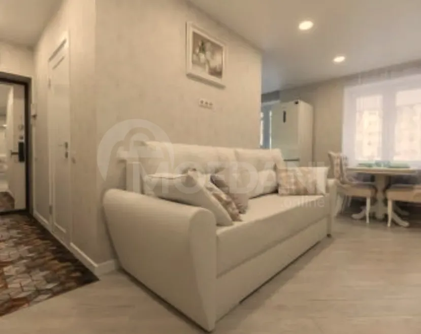 Сдам 2-комн. квартиру на сутки в Тбилиси  60м² 6/18 эт. Тбилиси - изображение 2