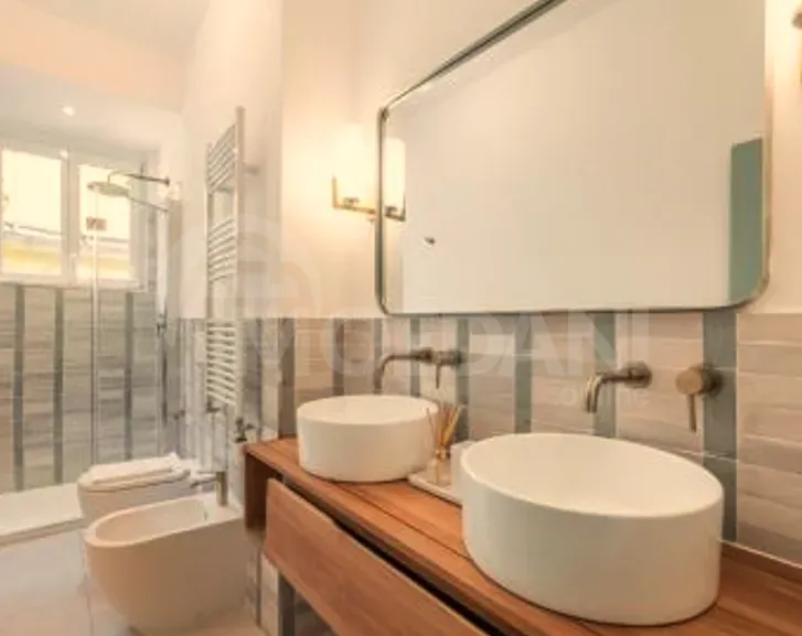 ქირავდება 2 ოთახიანი ბინა დღიურად თბილისში  75მ² 5/5 სართ თბილისი - photo 10