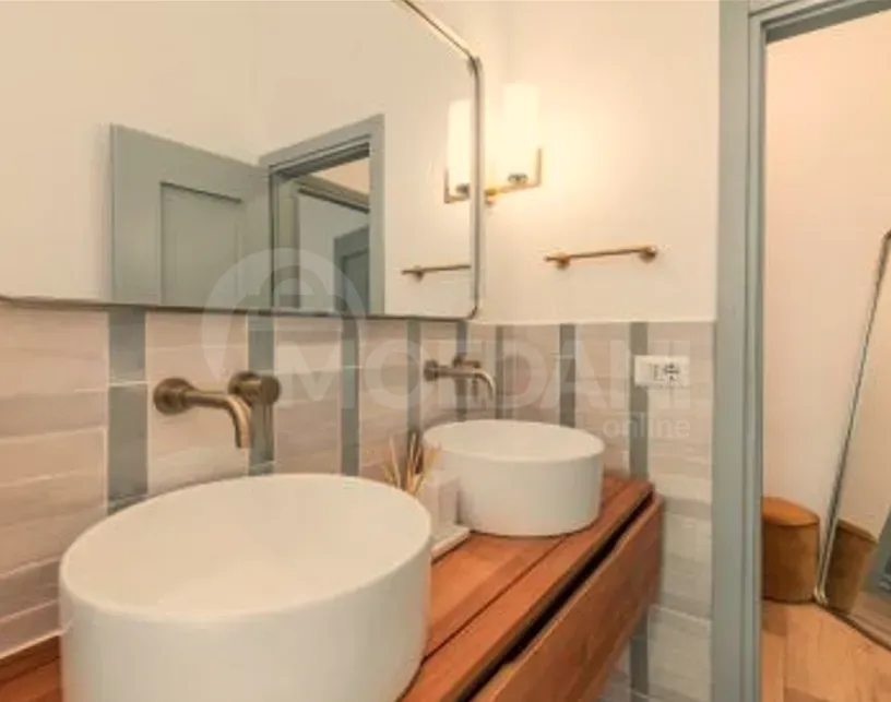 ქირავდება 2 ოთახიანი ბინა დღიურად თბილისში  75მ² 5/5 სართ თბილისი - photo 3