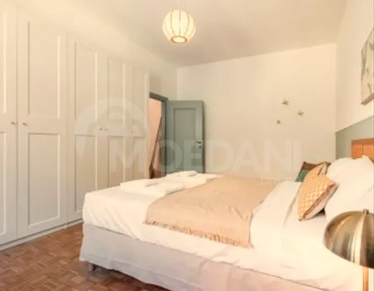 ქირავდება 2 ოთახიანი ბინა დღიურად თბილისში  75მ² 5/5 სართ თბილისი - photo 7