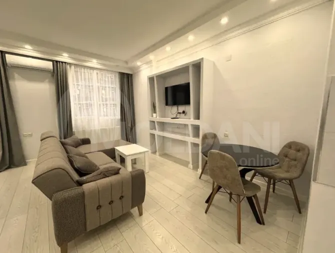 Rent 1 apartment 42м² 4/32 floor Batumi - photo 1