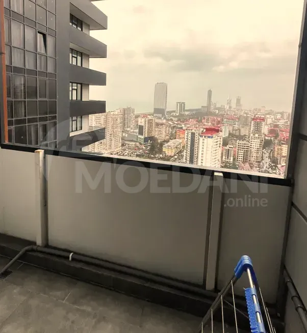 იყიდება 2 ოთახიანი ბინას 40მ² 30/37 სართ ბათუმი - photo 4