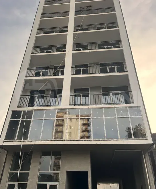 იყიდება 4 ოთახიანი ბინას 94მ² 2/8 სართ ბათუმი - photo 1