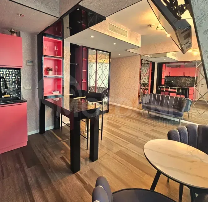 იყიდება 2 ოთახიანი ბინას 57მ² 30/40 სართ ბათუმი - photo 1