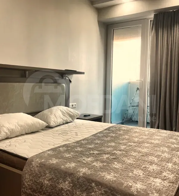 Продам 1-комн. квартиру 30м² 9/40 эт. Батуми - изображение 1