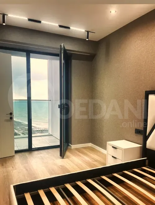 Продам 2-комн. квартиру 50м² 28/54 эт. Батуми - изображение 3