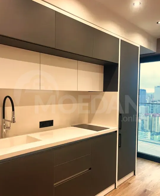 Продам 2-комн. квартиру 50м² 28/54 эт. Батуми - изображение 2