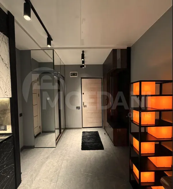 იყიდება 2 ოთახიანი ბინას 60მ² 32/35 სართ ბათუმი - photo 3