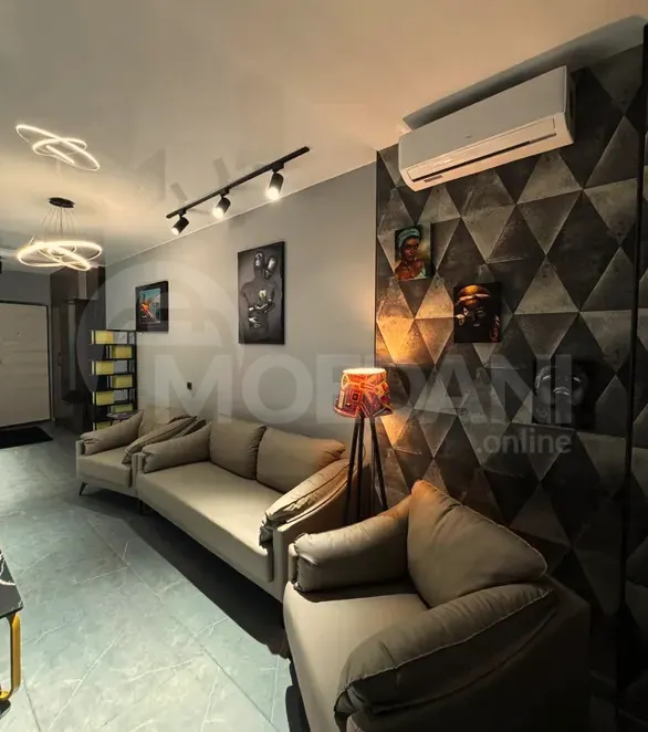 იყიდება 2 ოთახიანი ბინას 60მ² 32/35 სართ ბათუმი - photo 5