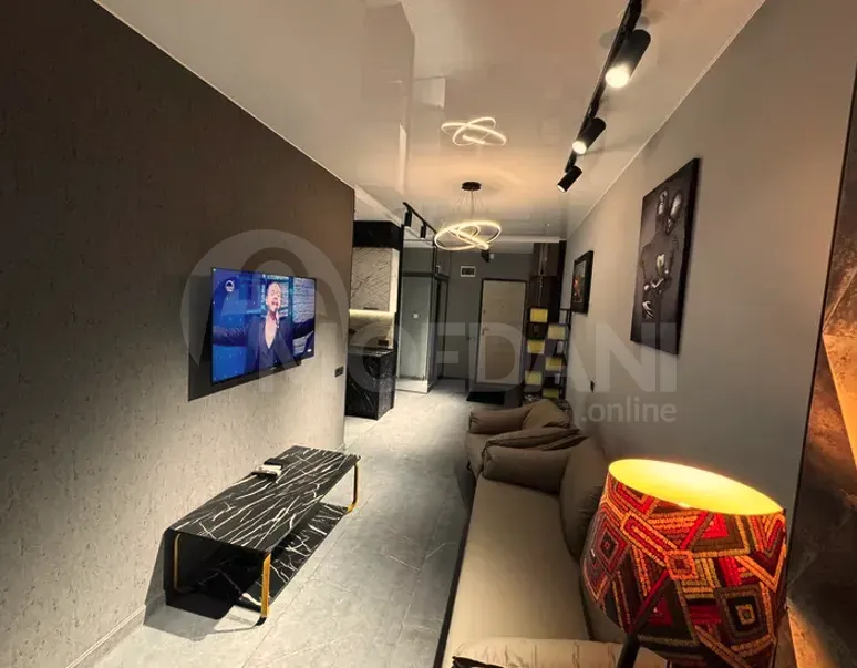 იყიდება 2 ოთახიანი ბინას 60მ² 32/35 სართ ბათუმი - photo 1