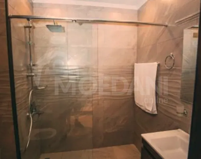 Сдам 1-комн. квартиру на сутки в Батуми  45м² 15/25 эт. Батуми - изображение 5