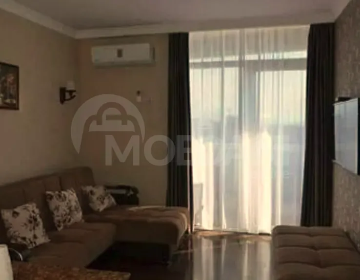 Сдам 2-комн. квартиру на сутки в Батуми  55м² 19/25 эт. Батуми - изображение 1