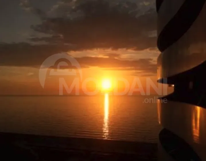 Сдам 2-комн. квартиру на сутки в Батуми  55м² 19/25 эт. Батуми - изображение 2