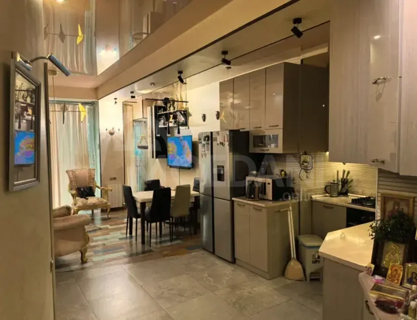 Apartments For Sale three-room 82м² 3/10 floor Tbilisi - photo 2