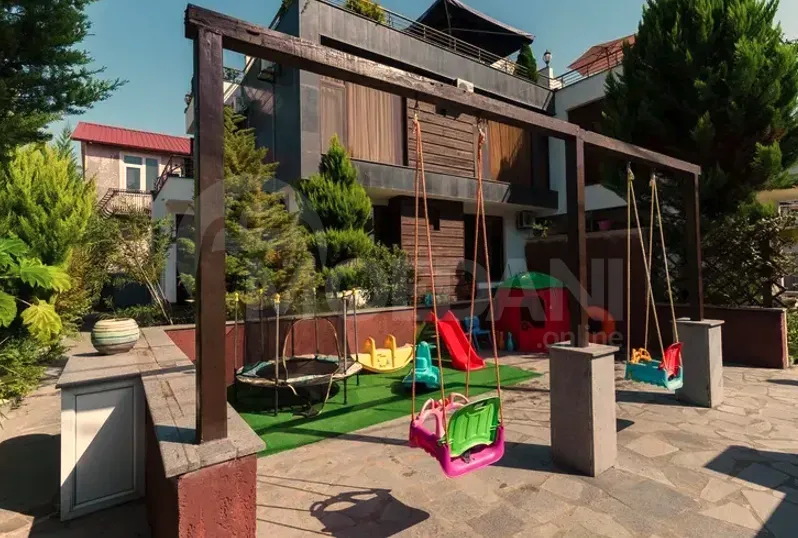 იყიდება 6 ოთახიანი ბინას 244მ² 2/2 სართ ოზურგეთი - photo 3