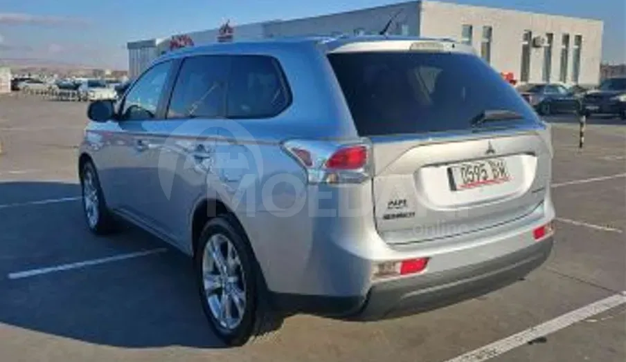 Mitsubishi Outlander 2014 Тбилиси - изображение 4