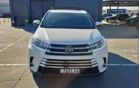 Toyota Highlander 2018 Tbilisi