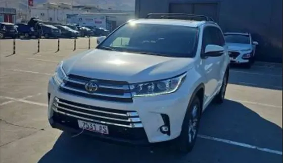 Toyota Highlander 2018 Tbilisi