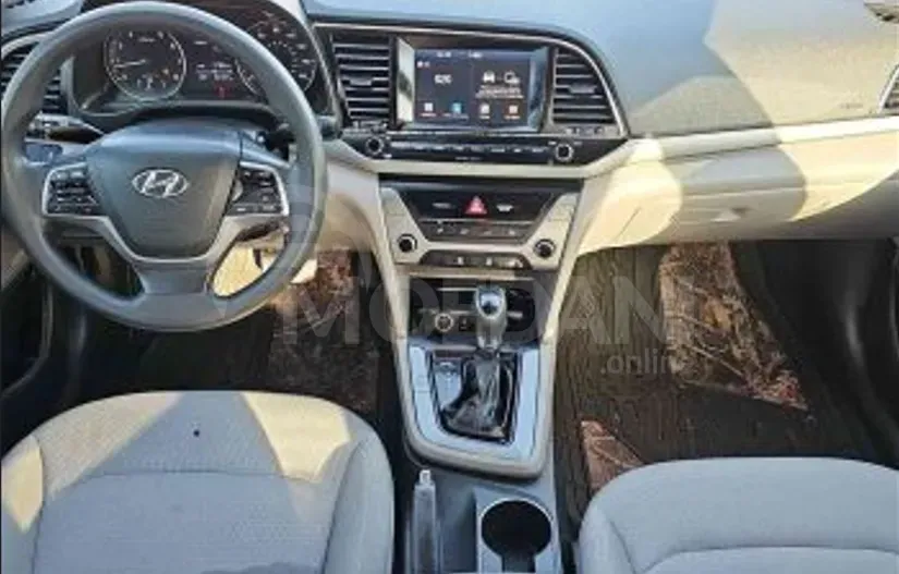 Hyundai Elantra 2017 Tbilisi - photo 6