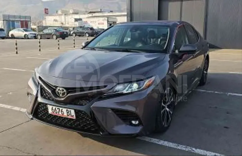 Toyota Camry 2.5L 2020 Тбилиси - изображение 1