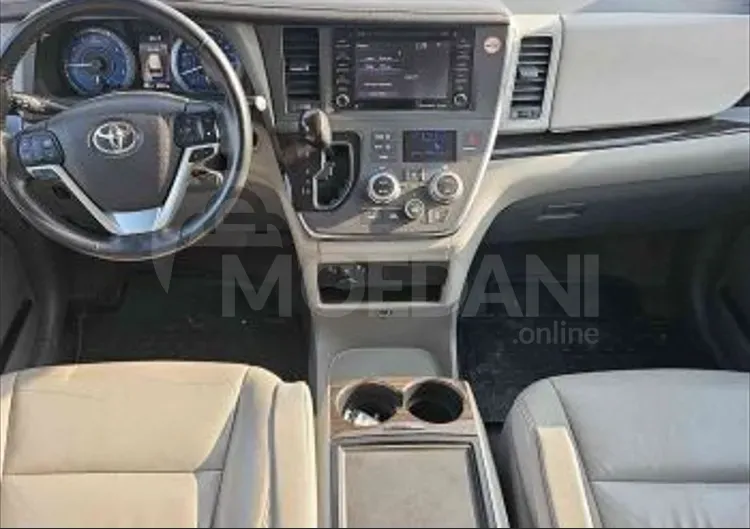 Toyota Sienna 3.5L 2018 Tbilisi - photo 5