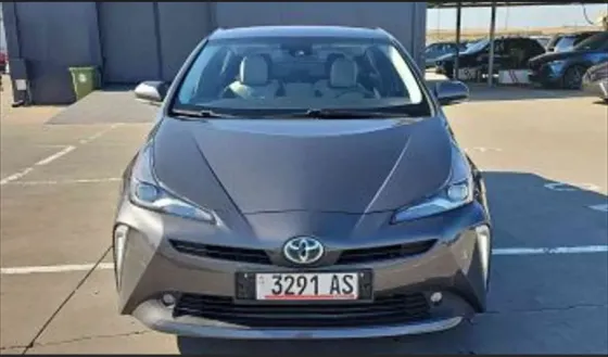 Toyota Prius 2019 თბილისი