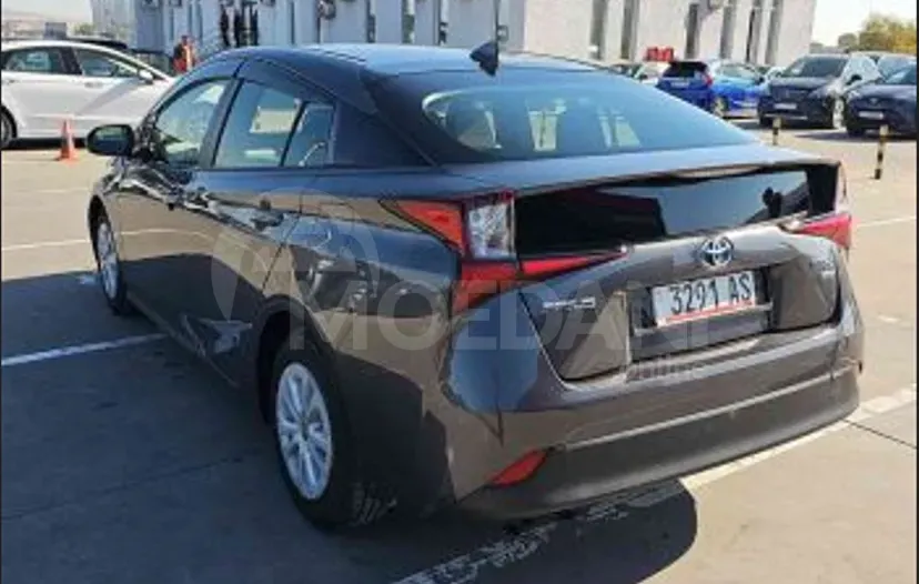 Toyota Prius 1.8L 2019 Тбилиси - изображение 5