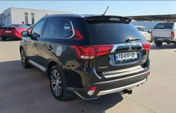 Mitsubishi Outlander 2016 თბილისი