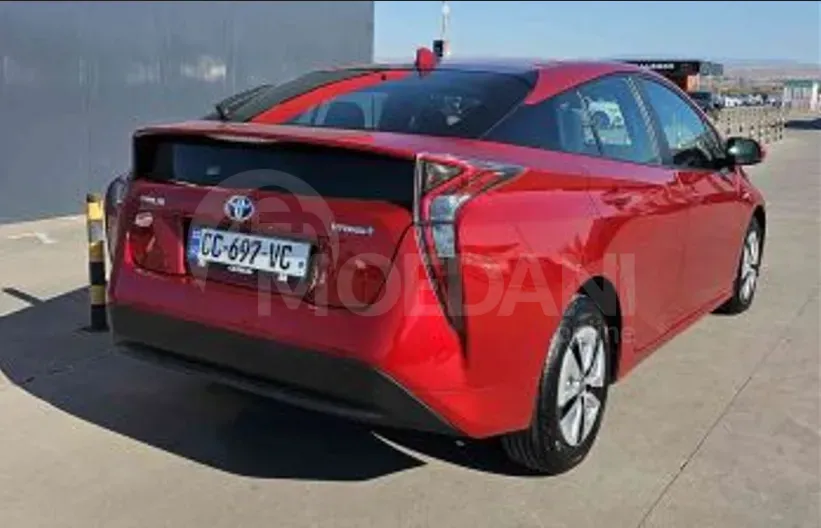 Toyota Prius 1.8L 2016 Тбилиси - изображение 4