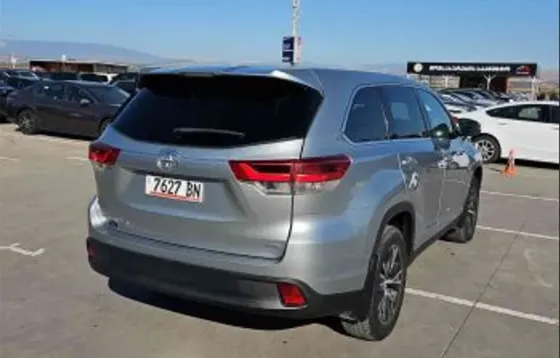 Toyota Highlander 2019 თბილისი