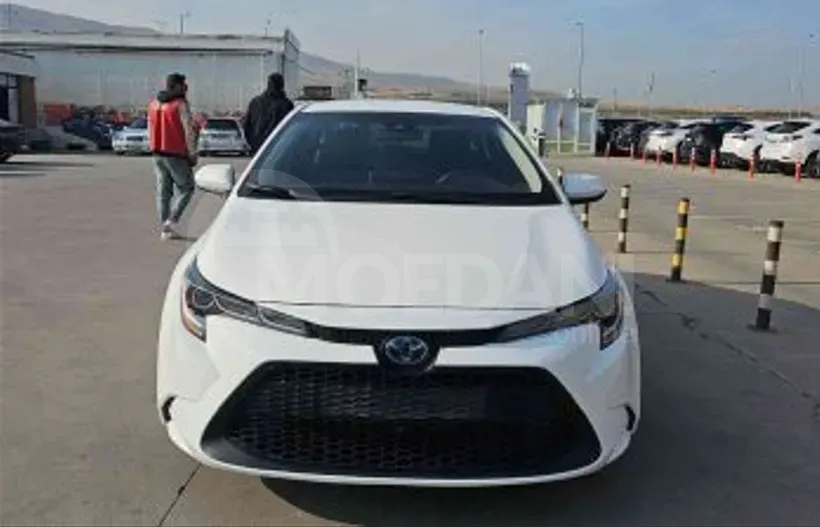 Toyota Corolla 1.8L 2020 Тбилиси - изображение 1