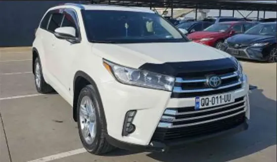 Toyota Highlander 2016 თბილისი